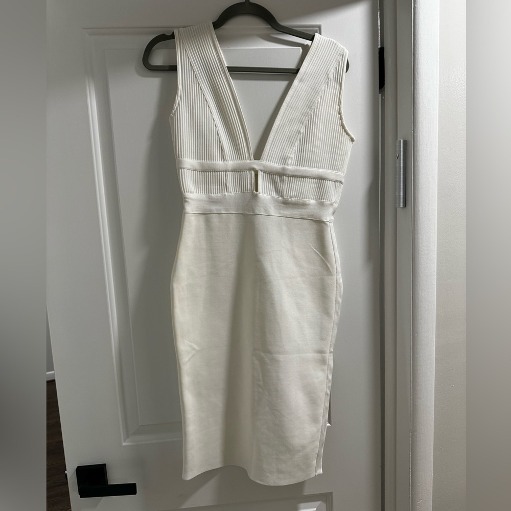 UONBOX Sleeveless Deep Plunge V Neck Bandage Dress with Waist Straps